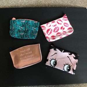 Mini ipsy make up bags set of 4